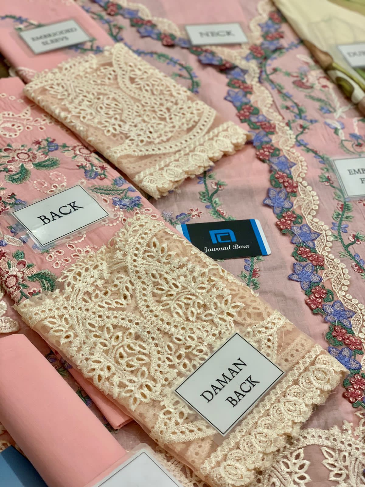 MUSHQ LAWN COLLECTION
